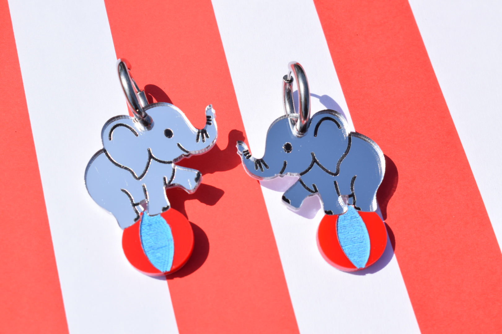 Elefante acróbata
